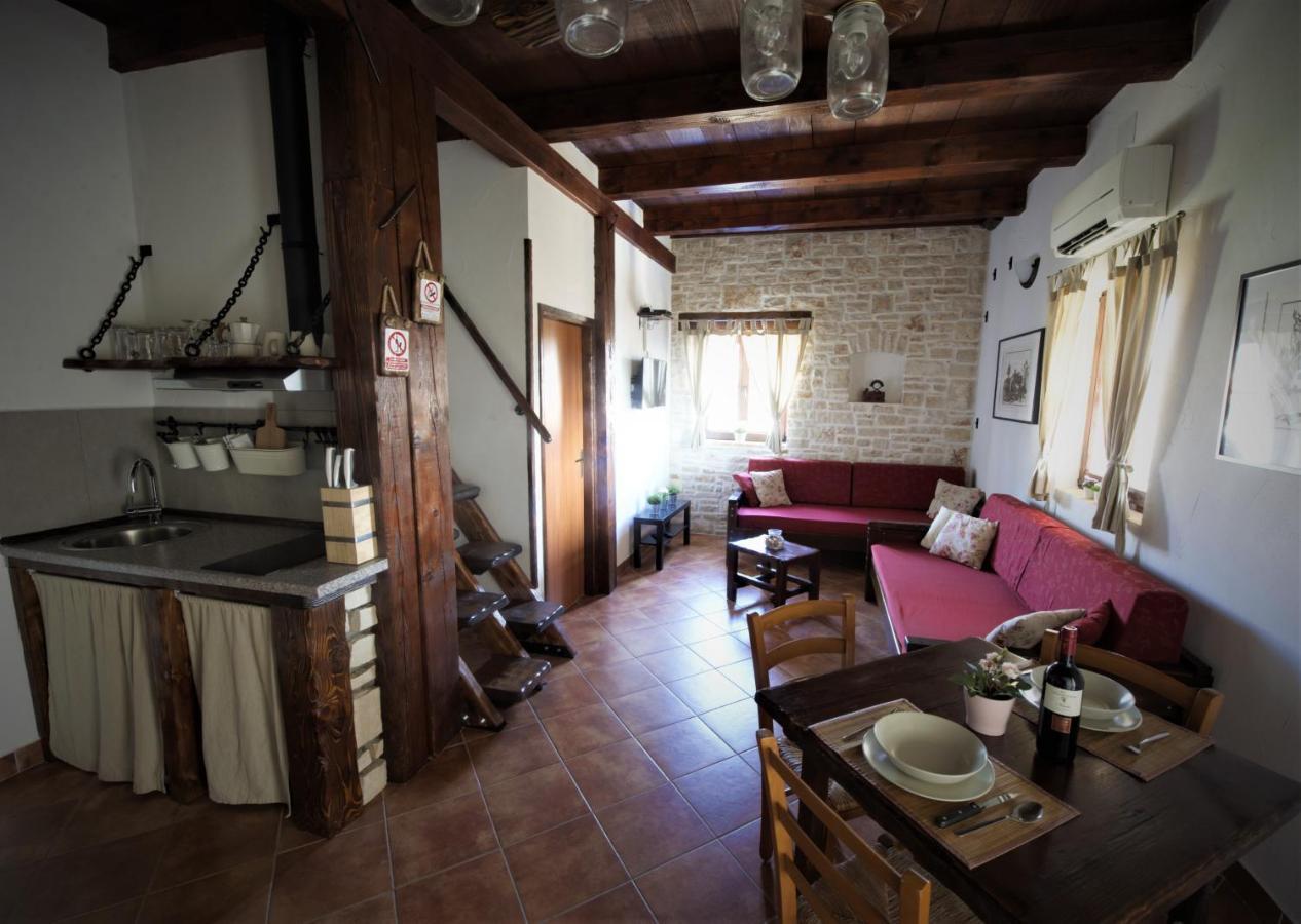 Apartments Oliva Фиорини Экстерьер фото