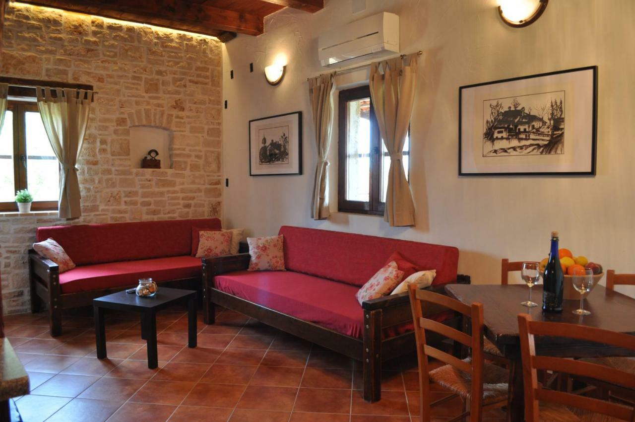 Apartments Oliva Фиорини Экстерьер фото